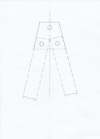 простейший вариант крепления прямоугольных в сечении элементов фермы к цилиндрической «корзине» с помощью дюралевой пластины в форме трапеции